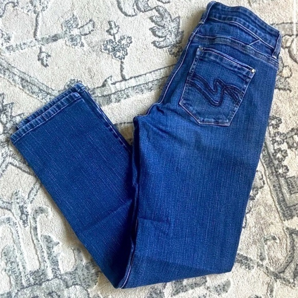 White House Black Market Sz 4 Blanc Slim Ankle Crop Jeans 👖